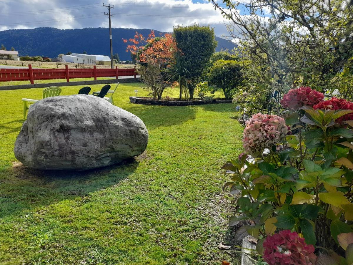 Lake Matheson Motel Глетчер Фокс Екстериор снимка