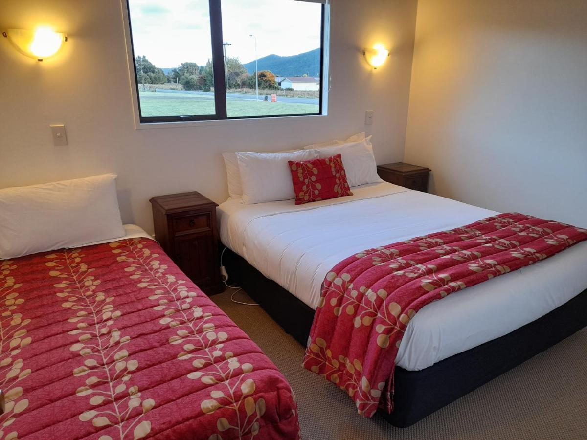 Lake Matheson Motel Глетчер Фокс Екстериор снимка