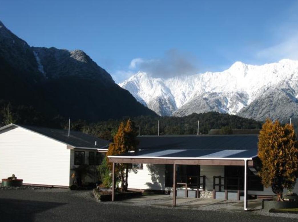 Lake Matheson Motel Глетчер Фокс Екстериор снимка